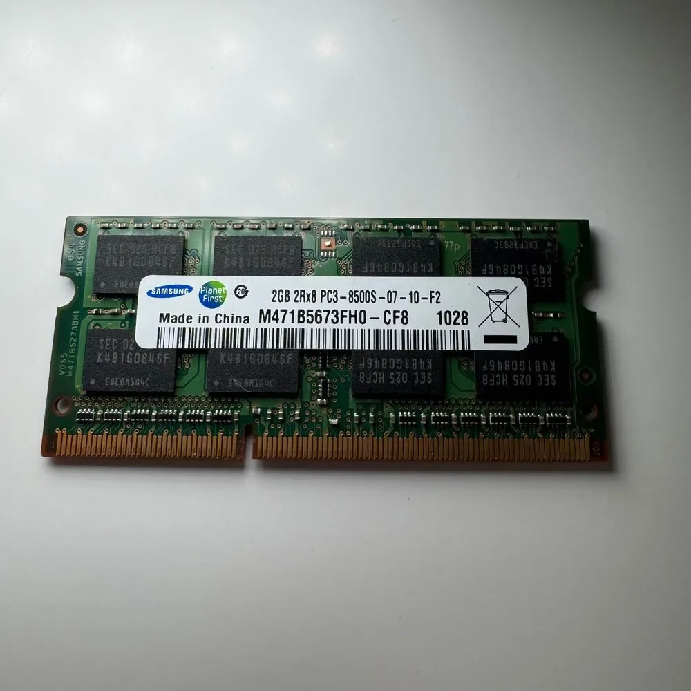 Samsung 2GB DDR3 Laptop RAM PC3-8500S 1066MHz SO-DIMM M471B5673FH0-CF8 204-Pin
